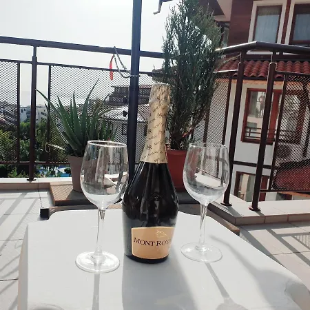 La Terrace Sea View Апартаменти