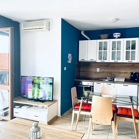 Апартаменти La Terrace Sea View