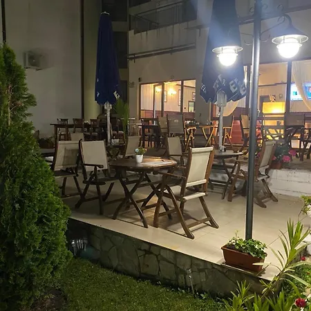 La Terrace Sea View Апартаменти *
