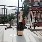 La Terrace Sea View Lägenhet