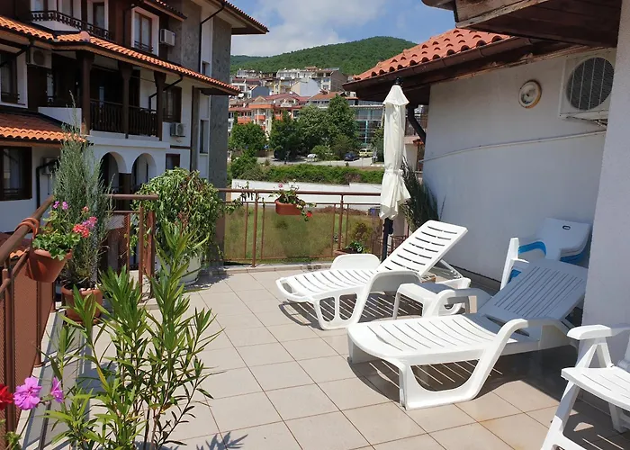 La Terrace Sea View *